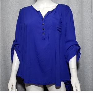 TORRID HARPER PULLOVER PYRAMID BUTTON 3/4 Sleeve